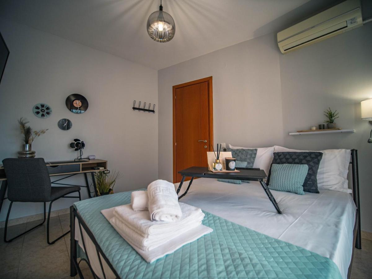 Menta Retro - Central Spot Apartments Golos Dış mekan fotoğraf